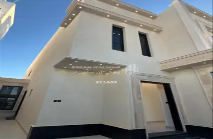 Villa - 7+ Bedrooms - 6 Bathrooms for sale in Al Janadriyah - Riyadh - Ar Riyadh