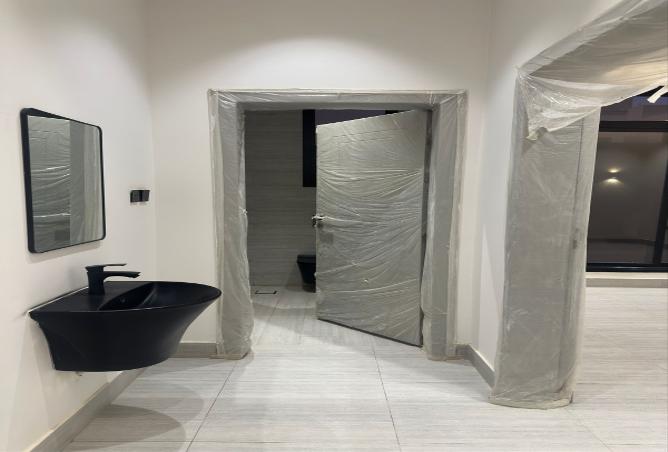 258681 - Property Image 2