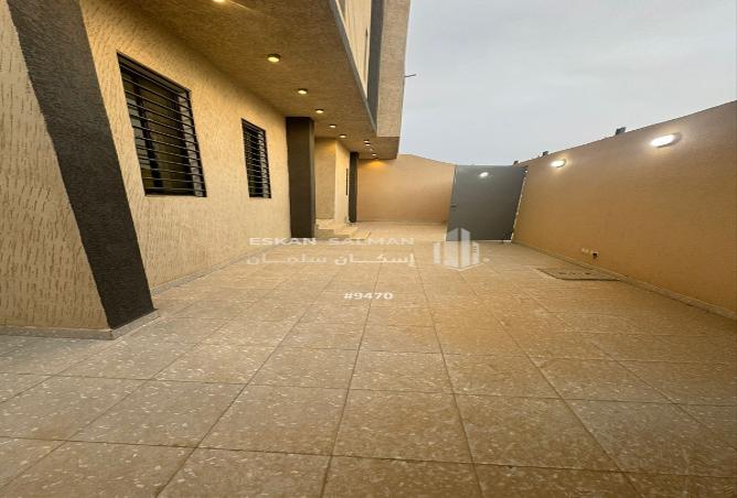 243774 - Property Image 2
