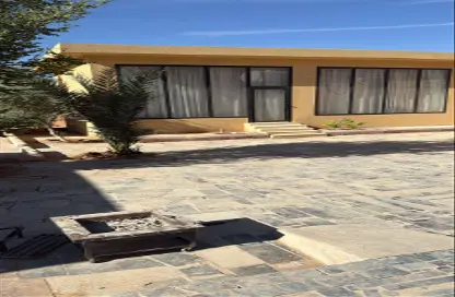 Rest House - 2 Bedrooms - 2 Bathrooms for sale in مزارع ديراب - Ar Riyadh
