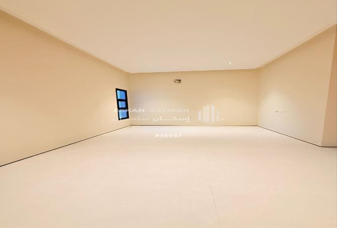 257079 - Property Image 3