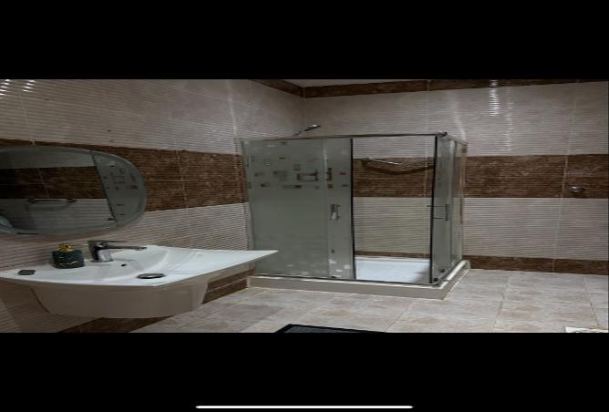 258085 - Property Image 2