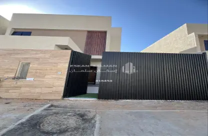 Villa - 7+ Bedrooms - 7 Bathrooms for sale in Ar Rabwah - Buraydah - Al Qassim