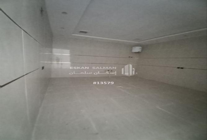 251437 - Property Image 2