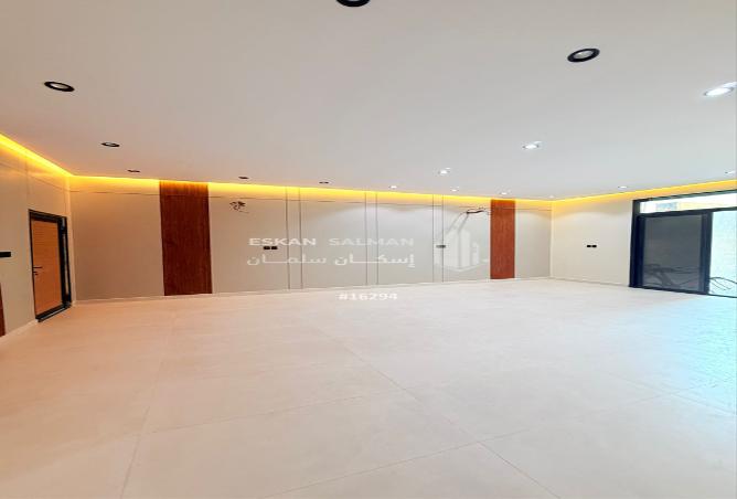 256206 - Property Image 2