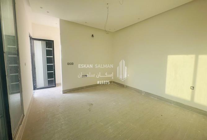 254629 - Property Image 2