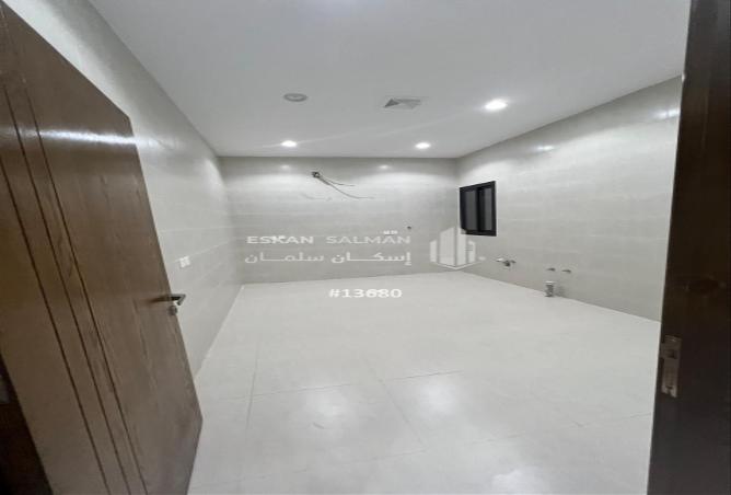 251892 - Property Image 3