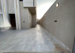Villa - 5 bedrooms - 8 bathrooms for للبيع in Al Munsiyah - East Riyadh - Ar Riyadh