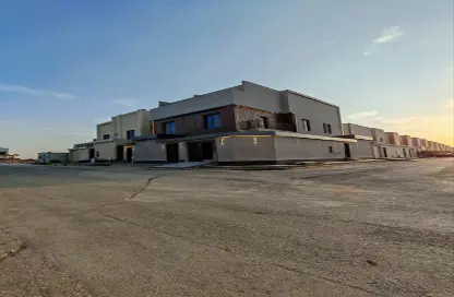 فيلا - 4 غرف نوم - 5 حمامات للبيع في الرمال - الرياض - الرياض