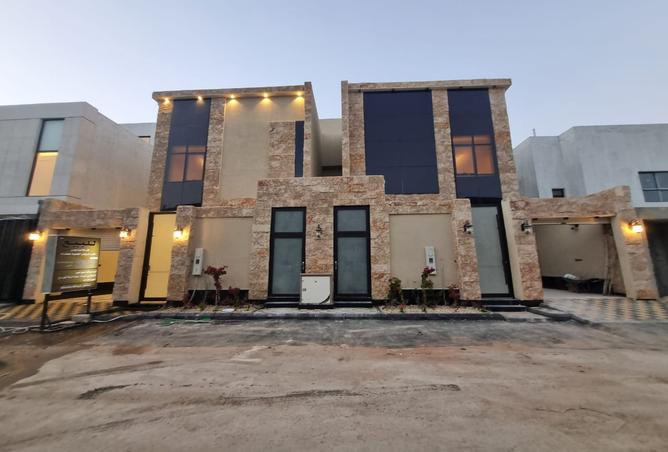 256598 - Property Main Image