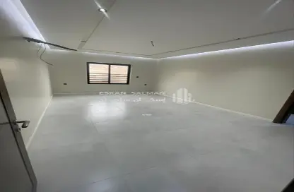 Apartment - 4 Bedrooms - 3 Bathrooms for sale in An Nuzhah - Makah Almukaramuh - Makkah Al Mukarramah