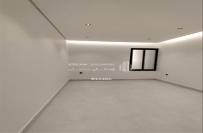 شقة - 4 غرف نوم - 4 حمامات للبيع في ظهرة لبن - الرياض - الرياض
