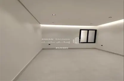 شقة - 4 غرف نوم - 4 حمامات للبيع في ظهرة لبن - الرياض - الرياض