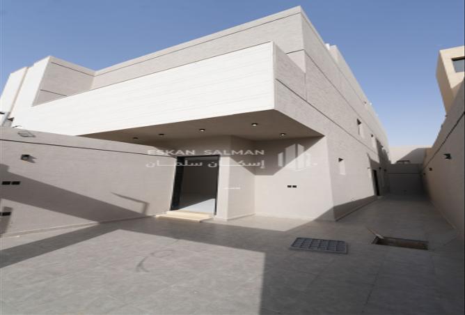 252591 - Property Image 2