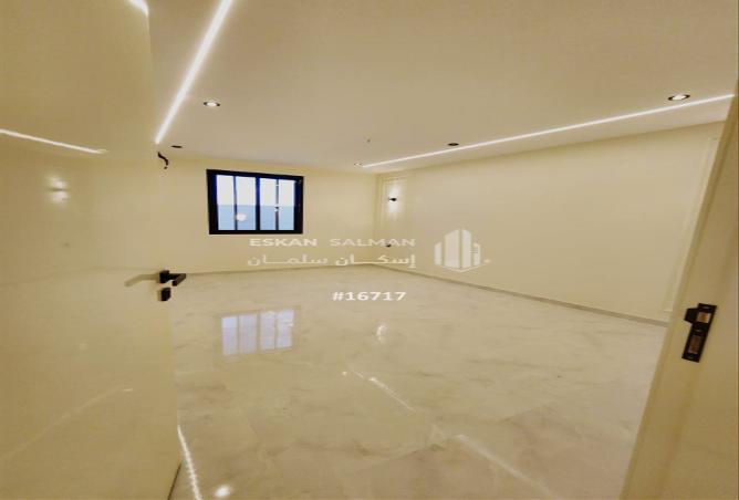 256782 - Property Image 3