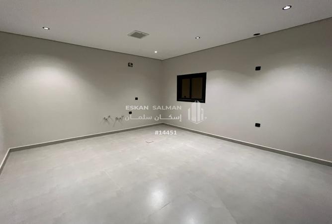 253409 - Property Image 3