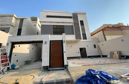 Full Floor - 4 Bedrooms - 3 Bathrooms for sale in Al Khalij - Riyadh - Ar Riyadh
