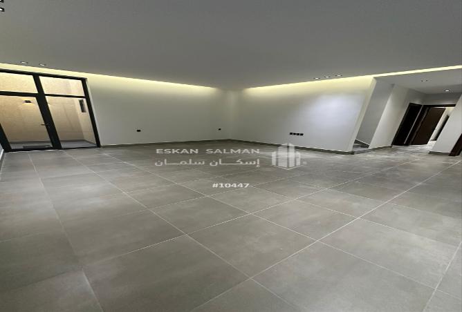 245945 - Property Image 3