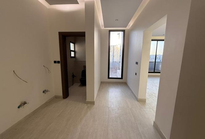 258823 - Property Image 2