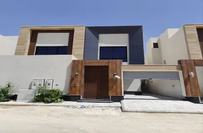 Full Floor - 5 Bedrooms - 4 Bathrooms for sale in Ar Rimal - Riyadh - Ar Riyadh