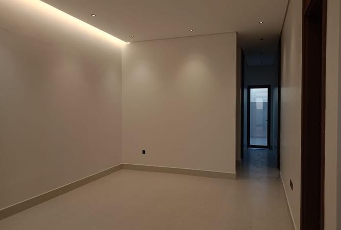 258735 - Property Main Image