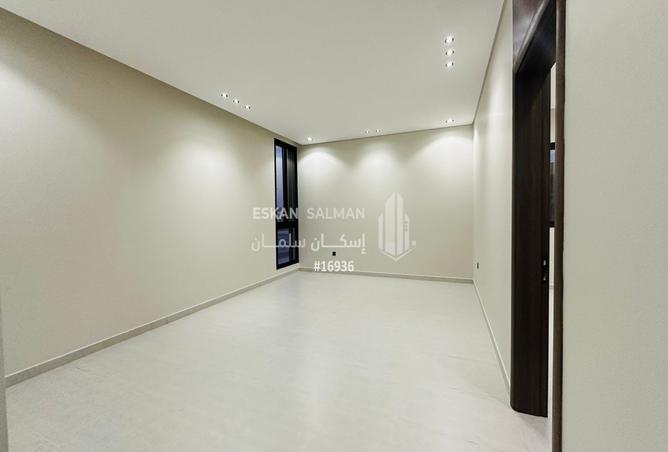 257132 - Property Image 2