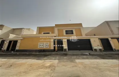 Full Floor - 5 Bedrooms - 5 Bathrooms for sale in Al Janadriyah - Riyadh - Ar Riyadh