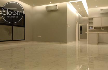 Apartment - 3 Bedrooms - 3 Bathrooms for rent in King Fahd - Riyadh - Ar Riyadh
