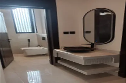 Full Floor - 3 Bedrooms - 3 Bathrooms for sale in Al Bayan - Riyadh - Ar Riyadh