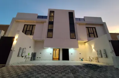 Full Floor - 3 Bedrooms - 4 Bathrooms for sale in Al Yarmuk - Riyadh - Ar Riyadh