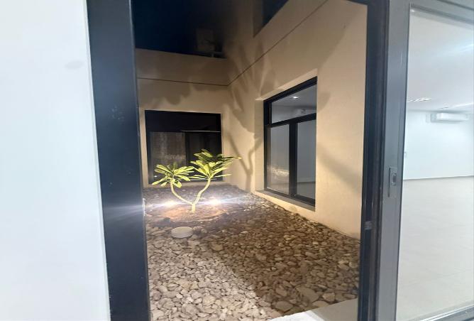 258880 - Property Image 2