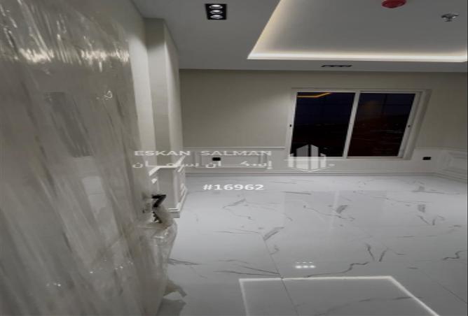 257302 - Property Main Image