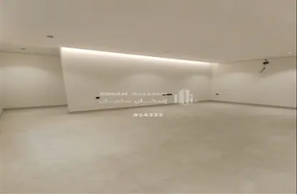 Apartment - 5 Bedrooms - 4 Bathrooms for sale in Dhahrat Laban - Riyadh - Ar Riyadh
