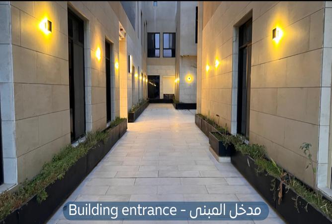 256341 - Property Image 2