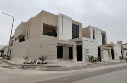 Villa - 5 Bedrooms - 7 Bathrooms for sale in Al Munisiyah - Riyadh - Ar Riyadh