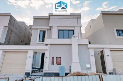 Villa - 5 Bedrooms - 6 Bathrooms for sale in Al Munisiyah - Riyadh - Ar Riyadh
