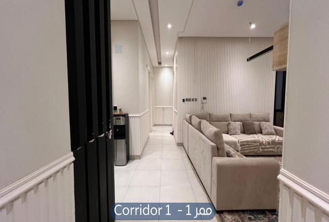 258296 - Property Image 3