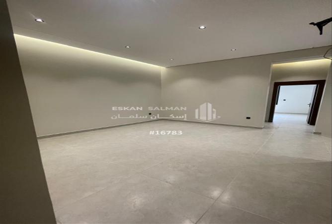 256819 - Property Image 2