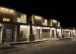Duplex - 3 bedrooms - 4 bathrooms for للبيع in Al Musa Subdivision - Khamis Mushayt - Asir
