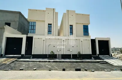 Villa - 7 Bedrooms - 7 Bathrooms for sale in Ash Shulah - Ad Dammam - Eastern