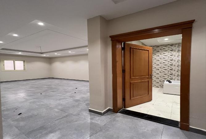 258694 - Property Image 2