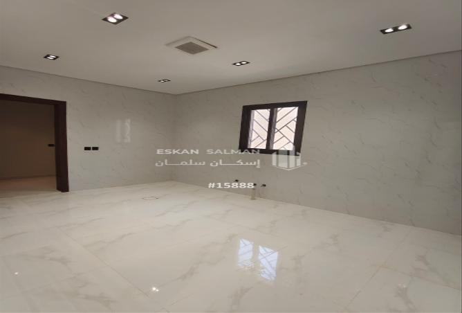 255628 - Property Image 3