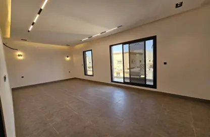 Apartment - 3 Bedrooms - 4 Bathrooms for sale in Al Munisiyah - Riyadh - Ar Riyadh