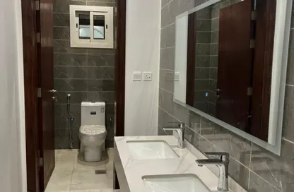 Apartment - 6 Bedrooms - 4 Bathrooms for sale in Ar Rayaan - Jeddah - Makkah Al Mukarramah