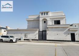 Villa - 8 bedrooms - 8 bathrooms for للبيع in Ishbiliyah - East Riyadh - Ar Riyadh