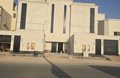 طابق كامل - 5 غرف نوم - 3 حمامات للبيع في الجنادرية - الرياض - الرياض