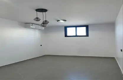 Apartment - 3 Bedrooms - 2 Bathrooms for rent in Al Aziziyah - Riyadh - Ar Riyadh