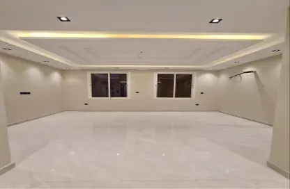 Apartment - 7 Bedrooms - 5 Bathrooms for sale in An Nuzhah - Jeddah - Makkah Al Mukarramah