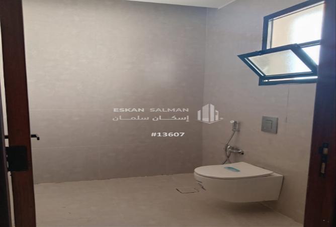 251527 - Property Image 2