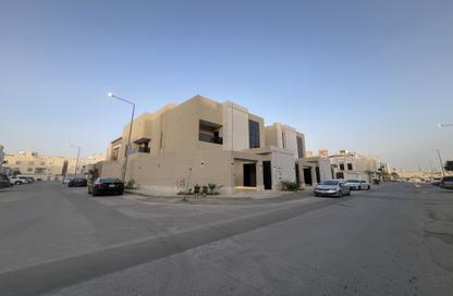 Villa - 6 Bedrooms - 6 Bathrooms for sale in Al Munisiyah - Riyadh - Ar Riyadh